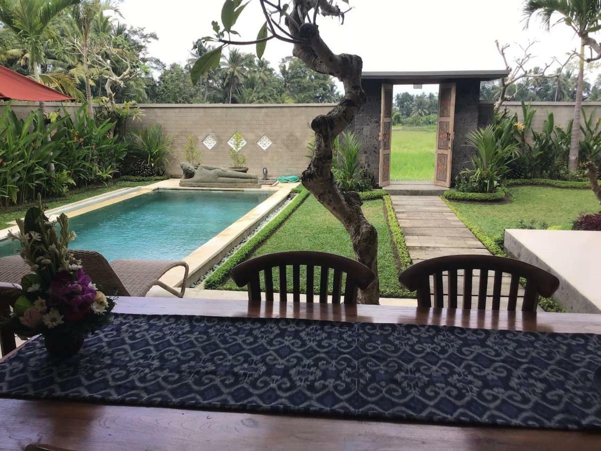 Villa Tenang Ubud  Luaran gambar